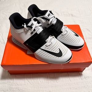 Nike Romaleos 3 Size 7.5.  Brand New, never worn.